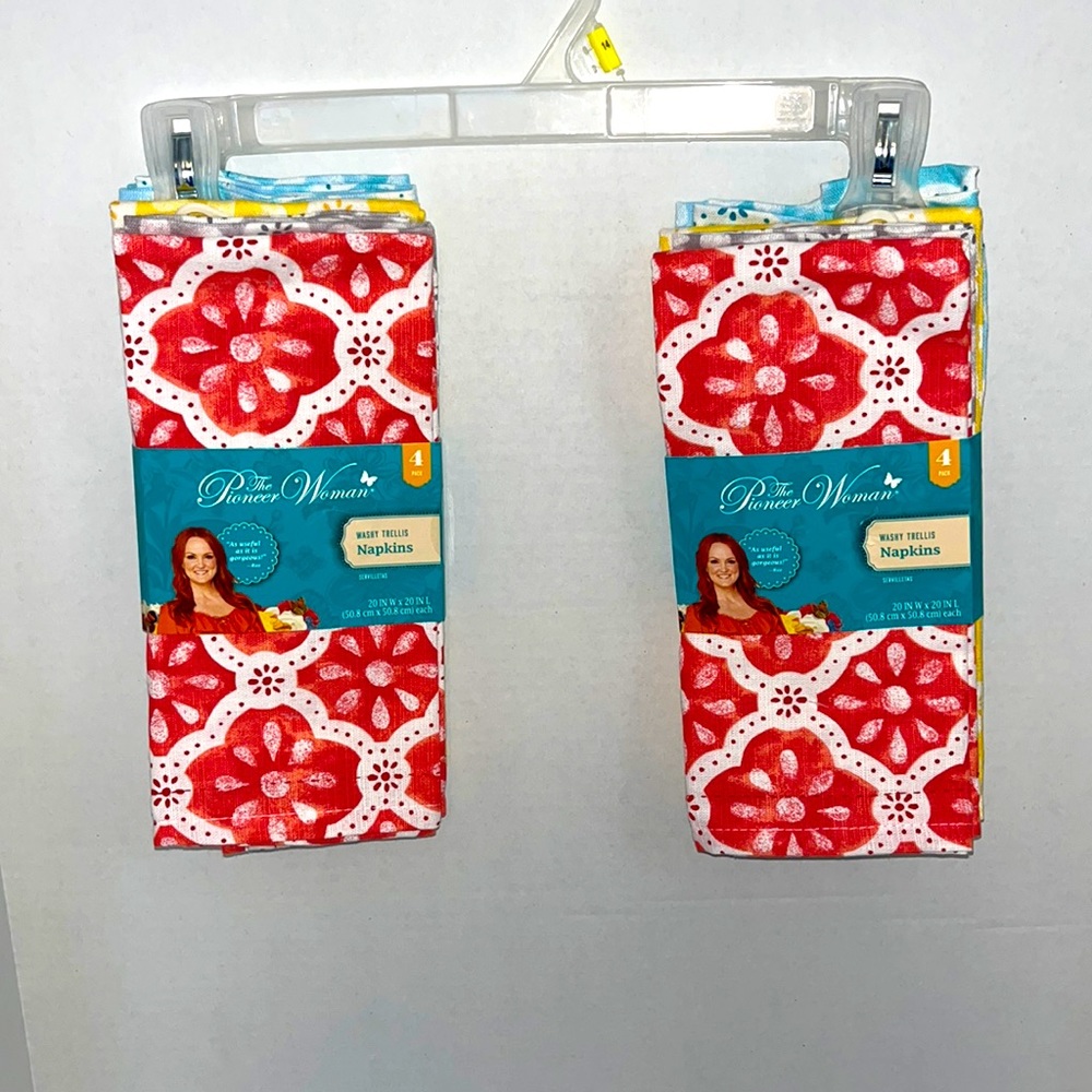 The Pioneer Woman Napkins (2 Sets of 4)